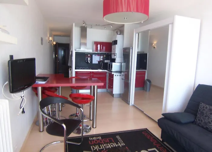 Appartement Les Sables-d'olonne, 1 Pièce, 2 Personnes - Fr-1-197-164